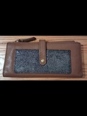 EUC Fossil Keely Mocha & Metallic Leather Casual Everyday Boho Bifold Wallet